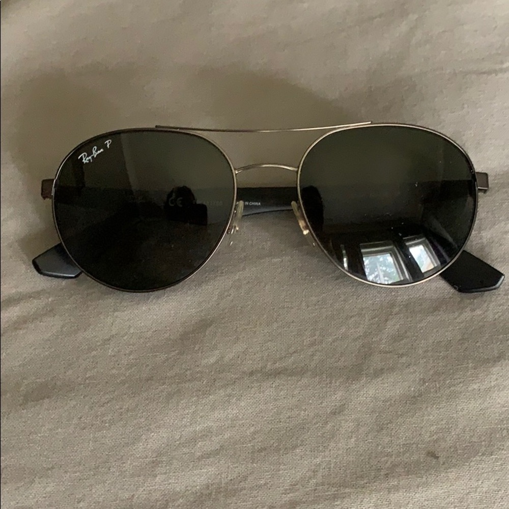 Ray-Ban RB3523 Black Polarized Sunglasses - Picture 3 of 11
